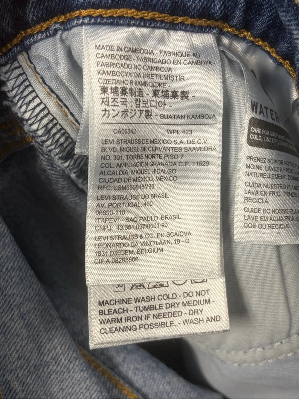 Levi's 70's Classic High Rise Flare Denim Jeans Size 26
